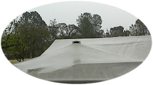 Pole-Vent installed in a boat cover