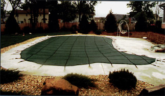 Green safety mesh pool cover